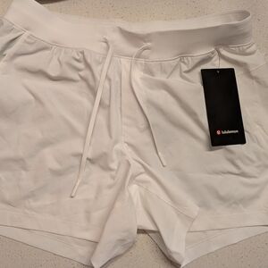 Lululemon Zeroed In 5" White Athletic Shorts